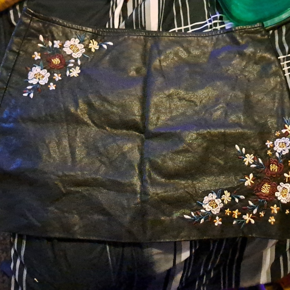 Leather skirt